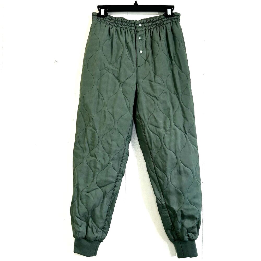 Aritzia TNA Quilted Joggers Pants Women's Size S Green Nylon Snap Clouser